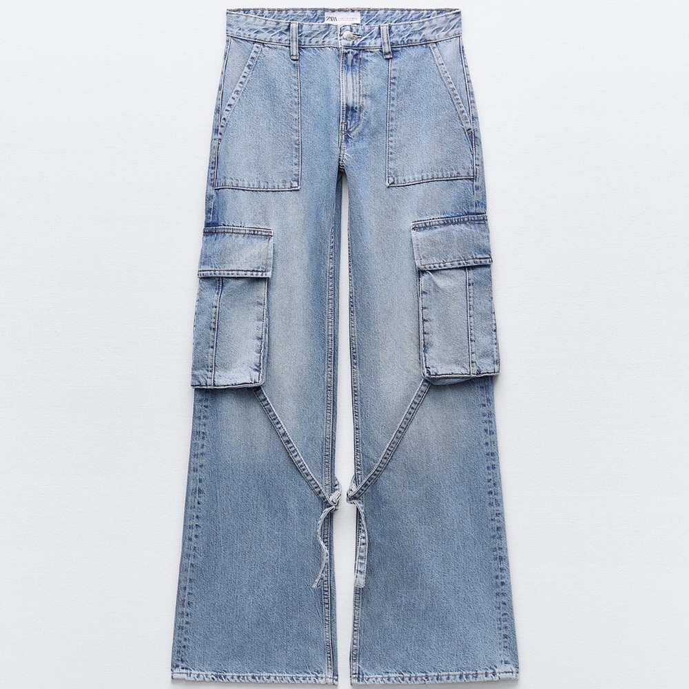 Zara Mid-Rise TRF Cargo Denim